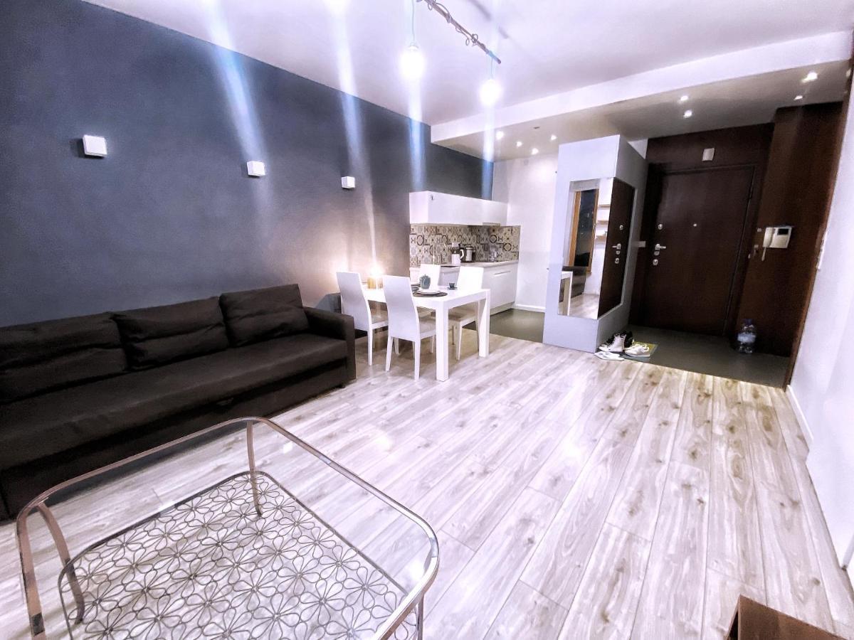 Dreams Apartmens Centrum Варшава Екстериор снимка