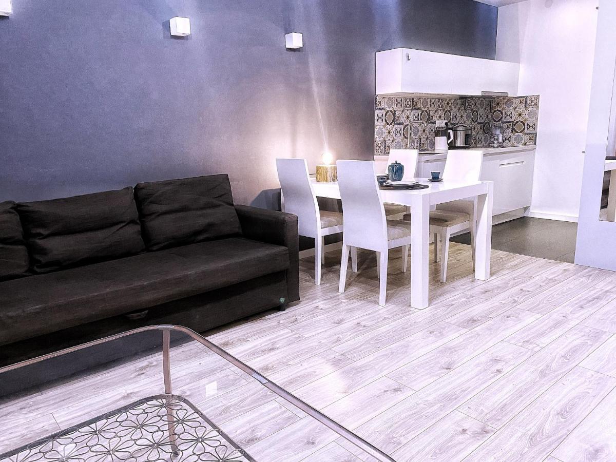 Dreams Apartmens Centrum Варшава Екстериор снимка
